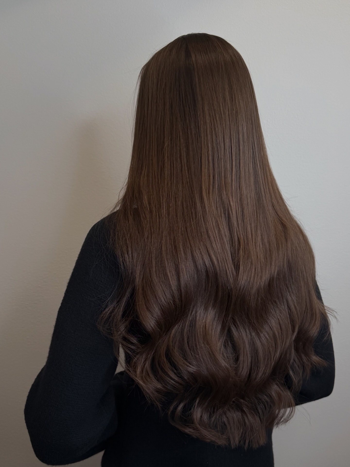 Seamless K-tip rows at the scalp